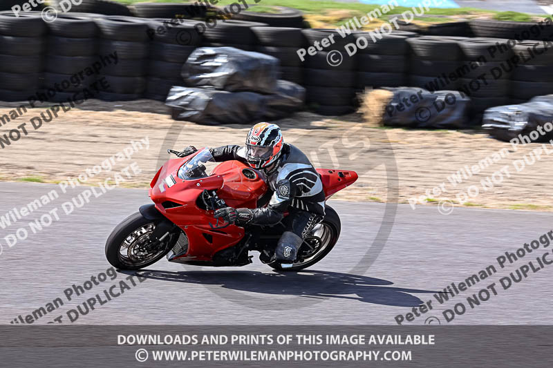 enduro digital images;event digital images;eventdigitalimages;lydden hill;lydden no limits trackday;lydden photographs;lydden trackday photographs;no limits trackdays;peter wileman photography;racing digital images;trackday digital images;trackday photos